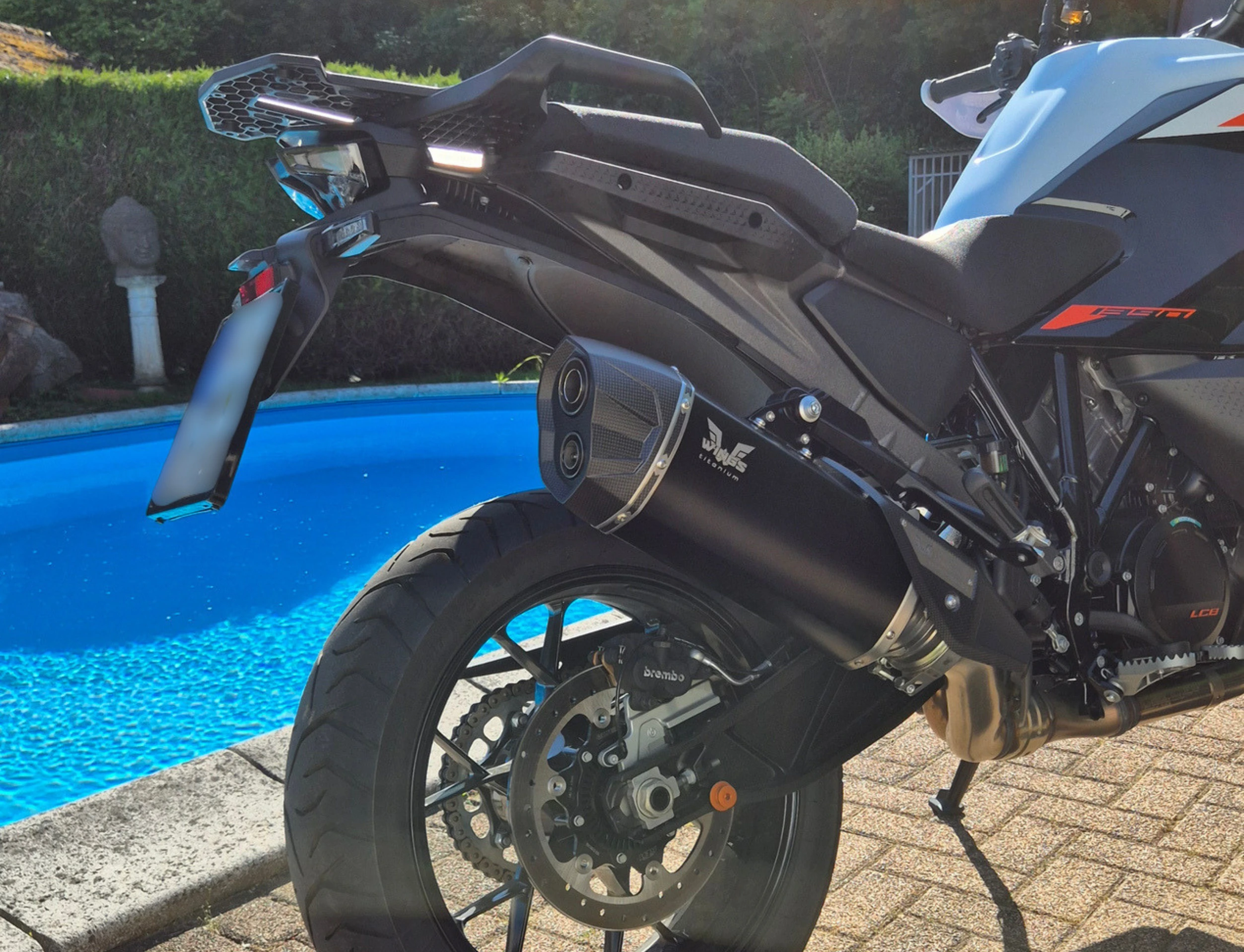KTM - 1390 - SUPER - ADVENTURE - BLACK - 4